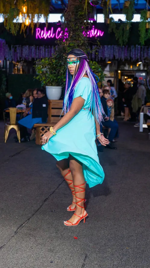 Acqua dress and a belt of your choice