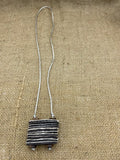 Saturno Necklace light grey and black